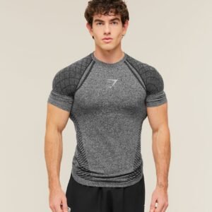 Muscle fit tshirts